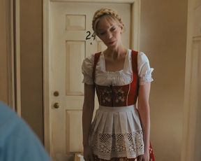 Topless scene Riki Lindhome nude - Under the Silver Lake (2018) 