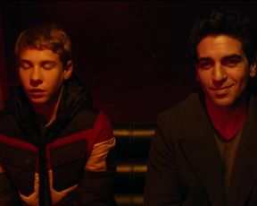 Topless scene Helen de Muro nude - Dieses bescheuerte Herz (2017) 