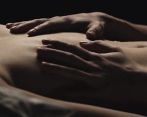 Theresa Hedelund, Sofie Torp nude - Bokser (2017)