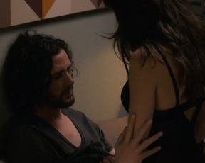 Actress Vera Bommer nude - Seitentriebe s01e06 (2018) Nudity and Sex in TV Show