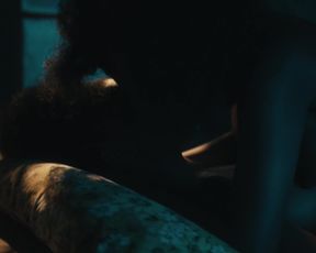 Naked scene Xosha Roquemore, Ashley Romans, Ari Graynor nude - I’m Dying Up Here s02e04 (2018) TV show nudity video