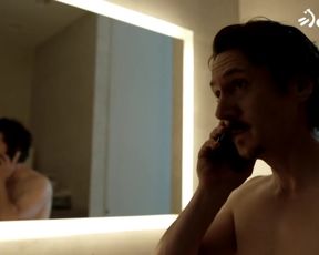 TV show scene Lisi Linder nude - La victima nnmero 8 s01e04 (2018) 