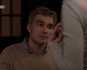 TV show scene Julia Faure - J'ai 2 Amours s01e01 (2018) 