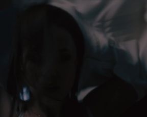 Naked scene Paula Beer nude - Bad Banks s01e06 (2018) TV show nudity video