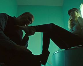 Naked scenes Madeline Brewer, Sarah Hay, Imogen Waterhouse nude - Braid (2018)