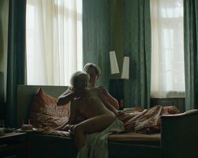 TV show scene Friederike Ott nude - Bella Germania s01e01 (2019) 