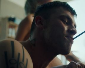 Naked scene Zoe Steinbrenner nude - Beat s01e01 (2018) TV show nudity video