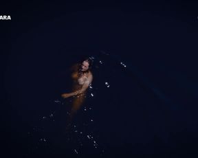 TV show scene Malou Gorter nude - Oogappels s01e02 (2019) 