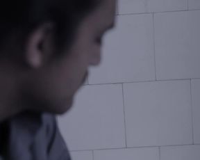 Kya Shin nude - Los Regresos (2014)