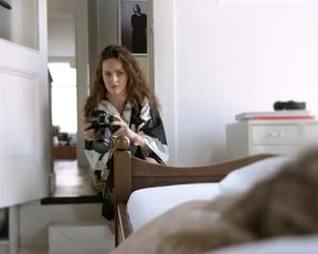 Actress Scarlet Tummers, Sofieke de Kater nude - Layla Leila s01e01-04 (2014) Nudity and Sex in TV Show