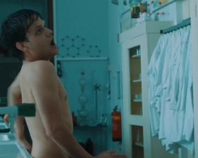 Celebs Abbey Hoes, Danielle Koppers nude - Fissa (2016)