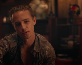 Sexy Taylor Foster nude - Dear White People s01e02 (2017) TV show scenes