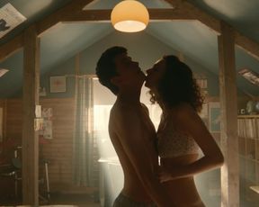 TV show scene Tanya Reynolds nude - Sex Education s01e06 (2019)