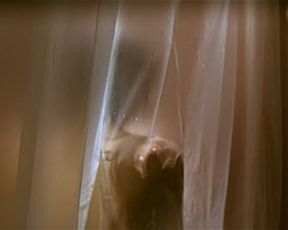 Naked scenes Emma Suarez, Silke nude - Tierra (1996)