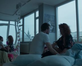 TV show scene Marzena Pokrzywinska nude - Slepnac od Swiatel s01e04 (2018) 