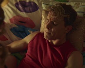 Actress Aimee Lou Wood nude - Sex Education s01e06 (2019) Nudity and Sex in TV Show