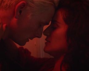 Naked scene Maria Rich, Ozlem Saglanmak nude - Bedrag s03e05 (2019) TV show nudity video