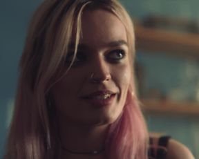 Actress Emma Mackey nude - Sex Education s01e02-04 (2019) Nudity and Sex in TV Show