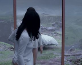 Maria Ruiz nude - Echo (2017)