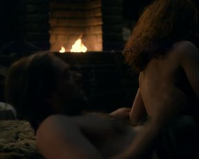 Actress Sophie Skelton nude - Outlander s04e08 (2018) Nudity and Sex in TV Show