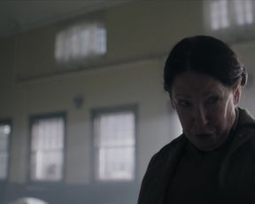 Sexy Elisabeth Moss, Yvonne Strahovski nude - The Handmaid's Tale s02e12 (2018) TV show scenes