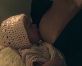 Sexy Elisabeth Moss, Yvonne Strahovski nude - The Handmaid's Tale s02e12 (2018) TV show scenes