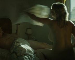 Sexy Joanna Kulig nude - Kler (2018) TV show scenes
