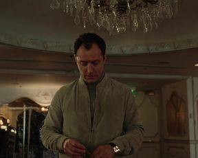 Sexy Natalie Portman nude - Vox Lux (2018) TV show scenes