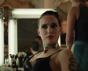 Sexy Natalie Portman nude - Vox Lux (2018) TV show scenes