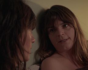 Sexy Romane Bohringer nude - L'amour flou (2018) TV show scenes