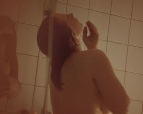 Vica Kerekes nude - Pribeh kmotra (2013)