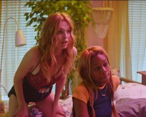 Celebs Odessa Young, Suki Waterhouse nude - Assassination Nation (2018)