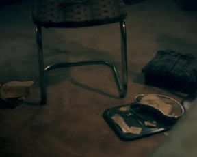 Naked scene Tallulah Haddon nude - Kiss Me First s01e06 (2018) TV show nudity video