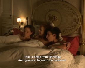 Celebrity Lesbian Video - Isabelle Prim, Anna Sigalevitch, Fabienne Babe nude - Que le diable nous emporte (2018) 