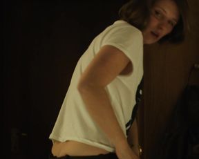 TV show scene Xenia Tiling nude - Servus Baby s01e04 (2018) 