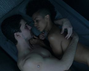Naked scene Dominique Tipper nude - The Expanse s03e06 (2018) TV show nudity video