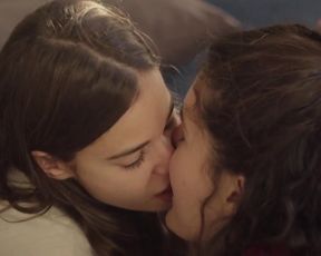 Celebrity Lesbian Video - Alia Shawkat, Laia Costa nude - Duck Butter (2018) 