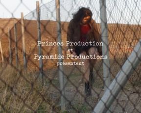 Daphne Patakia, Maryne Cayon nude - Djam (2017)