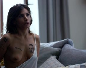 TV show scene Agnieszka Dygant, Aleksandra Poplawska – Kobiety Mafii s01e06 (2018) 