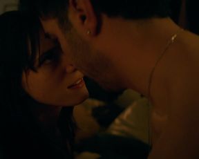 Stacy Martin nude - Joueurs (2018)