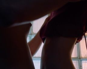 Rafaela Mandelli nude - Intimidade Entre Estranhos (2018)