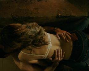 Naked scene Alejandra Onieva, Irene Montala naked - Presunto Culpable s01e04-07 (2018) TV show nudity video