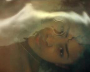 TV show scene Simona Brown, Tallulah Haddon nude - Kiss Me First s01e05 (2018) 