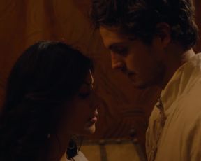 TV show scene Alessandra Mastronardi, Matilda lutz naked – Medici Masters of Florence s02e01 (2018) 