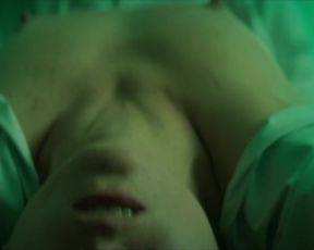 TV show scene Adriana Esteves, Fernanda D'Umbra, Paula Possani nude  - Assedio s01e09 (2018) 