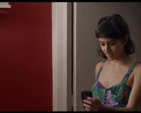 Lucie Borleteau, Sara Rastegar - La greve des ventres (2012)