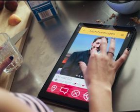 Celebs Juliane Kohler, Janina Fautz nude - Safari Match Me If You Can (2018)