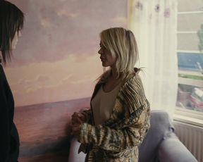 Celebs Kierston Wareing, Katie Jarvis naked - Fish Tank (2009)