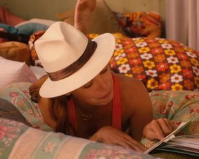 Christa Theret nude - Gaspard va au mariage (2017)