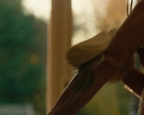 Christa Theret nude - Gaspard va au mariage (2017)